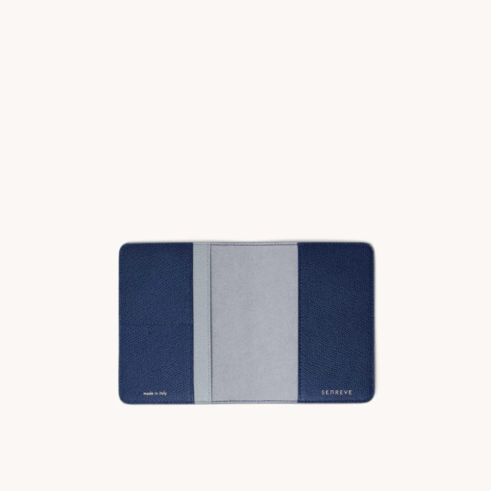 Senreve Pebbled Passport Holder in Pebbled/Venice